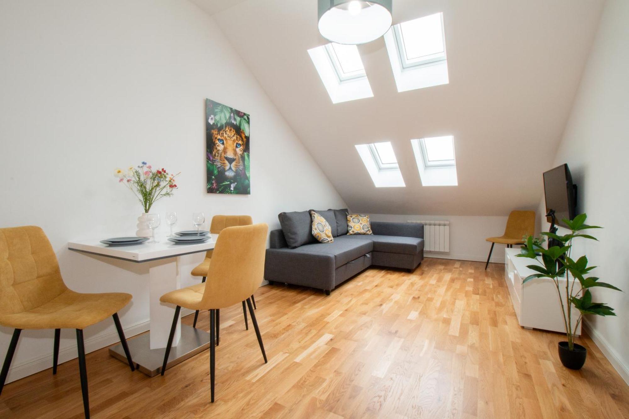 Washingtonova Cr Apartments براغ المظهر الخارجي الصورة