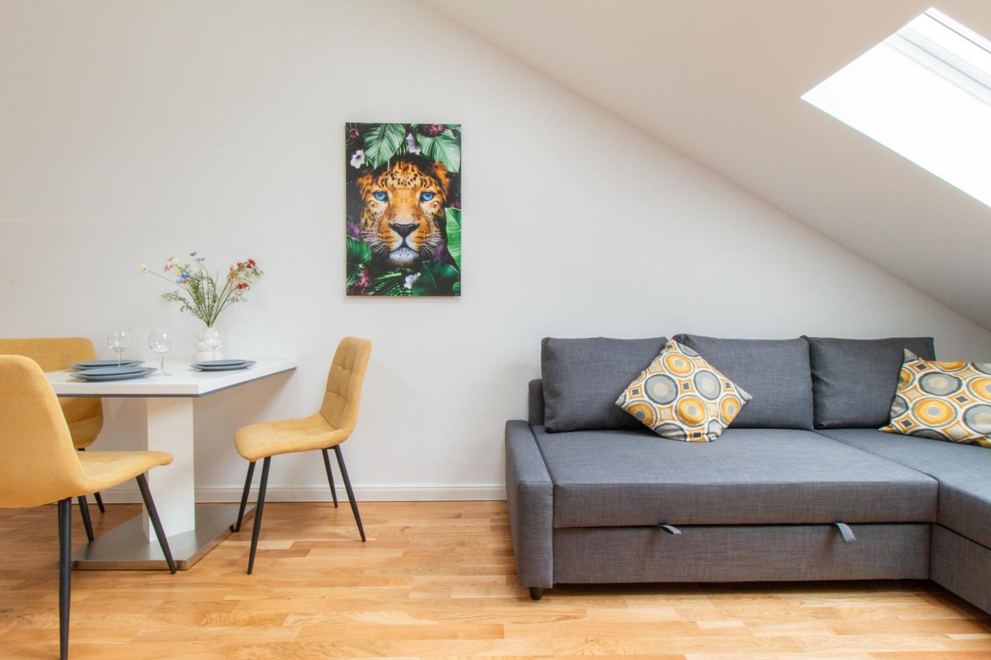 Washingtonova Cr Apartments براغ المظهر الخارجي الصورة