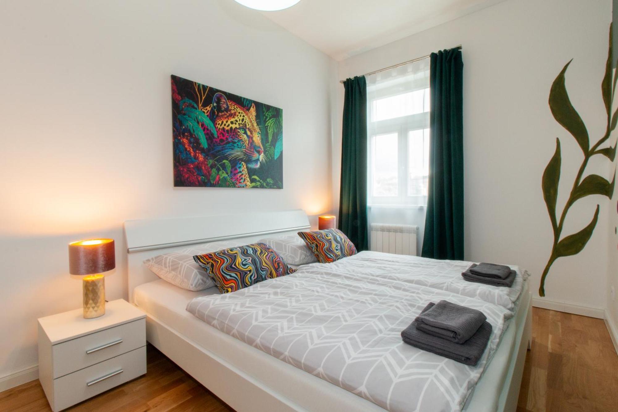 Washingtonova Cr Apartments براغ المظهر الخارجي الصورة