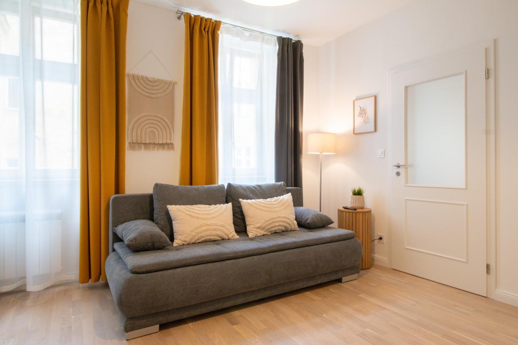 Washingtonova Cr Apartments براغ المظهر الخارجي الصورة