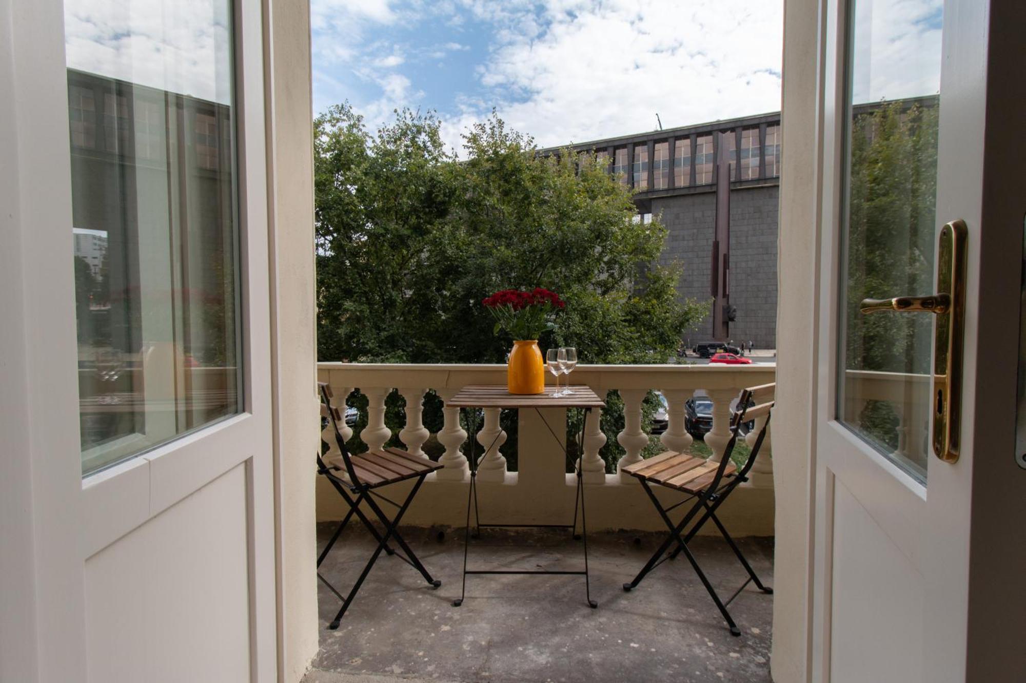 Washingtonova Cr Apartments براغ المظهر الخارجي الصورة